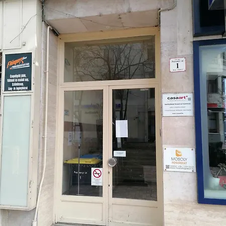 Pozsonyifirst Privat Margit Bridge Kwatera prywatna *