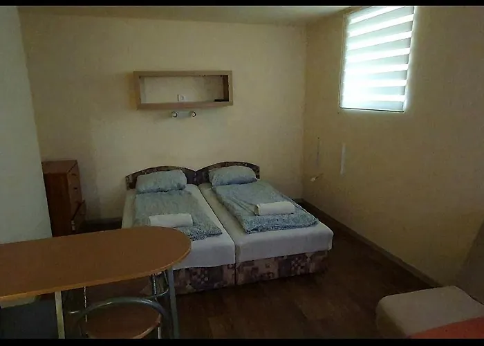 Pozsonyifirst Privat Margit Bridge * Budapest